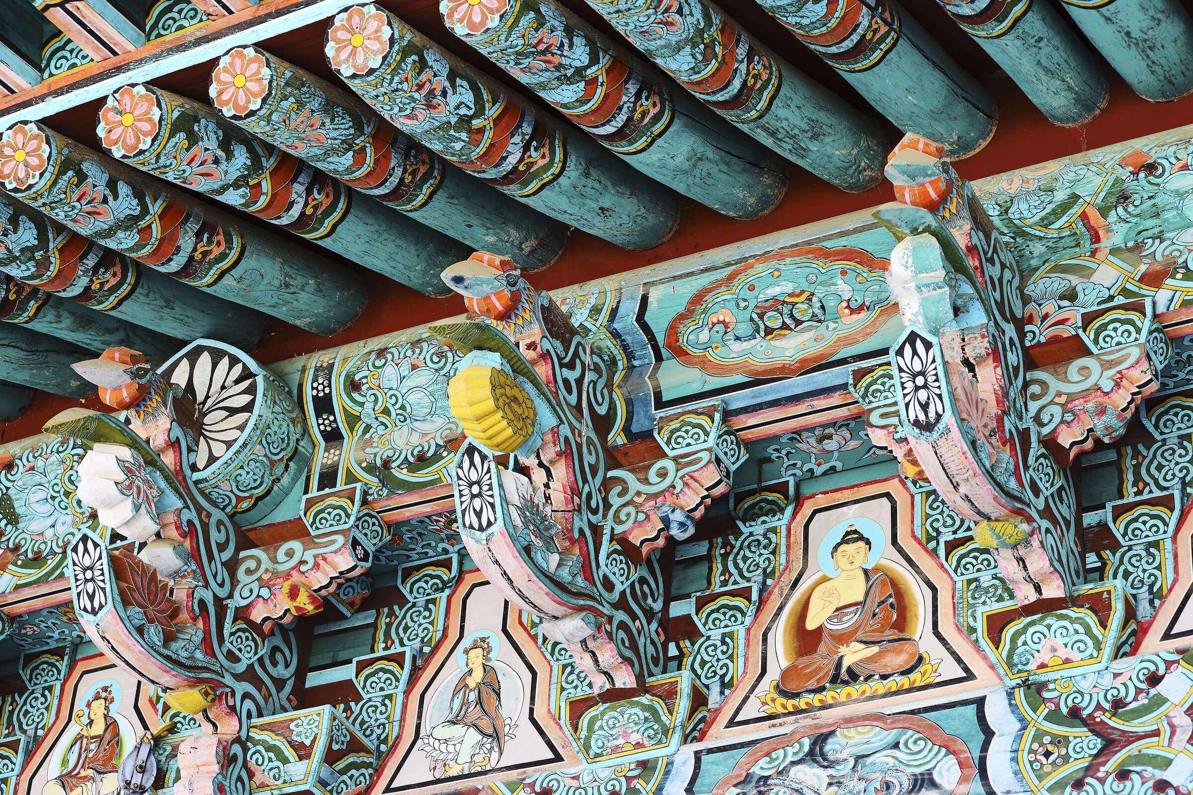 Vibrant dancheong temple eaves